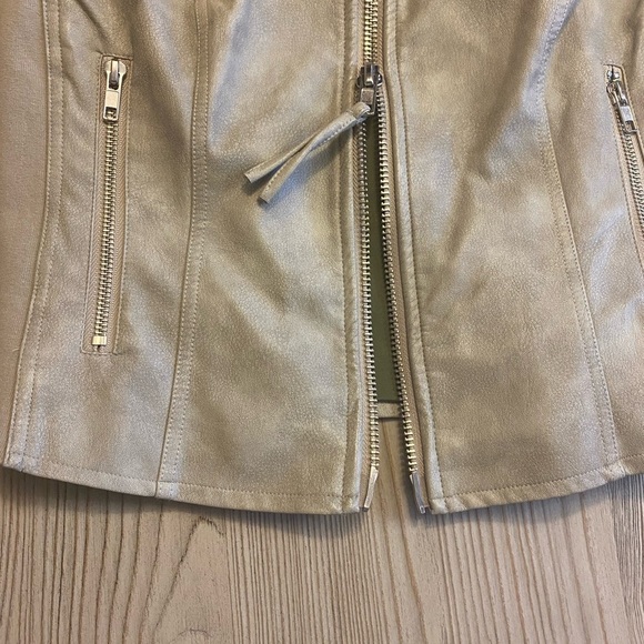 Free People We The Free Sweeney Vegan Leather Vest - Picture 8 of 9